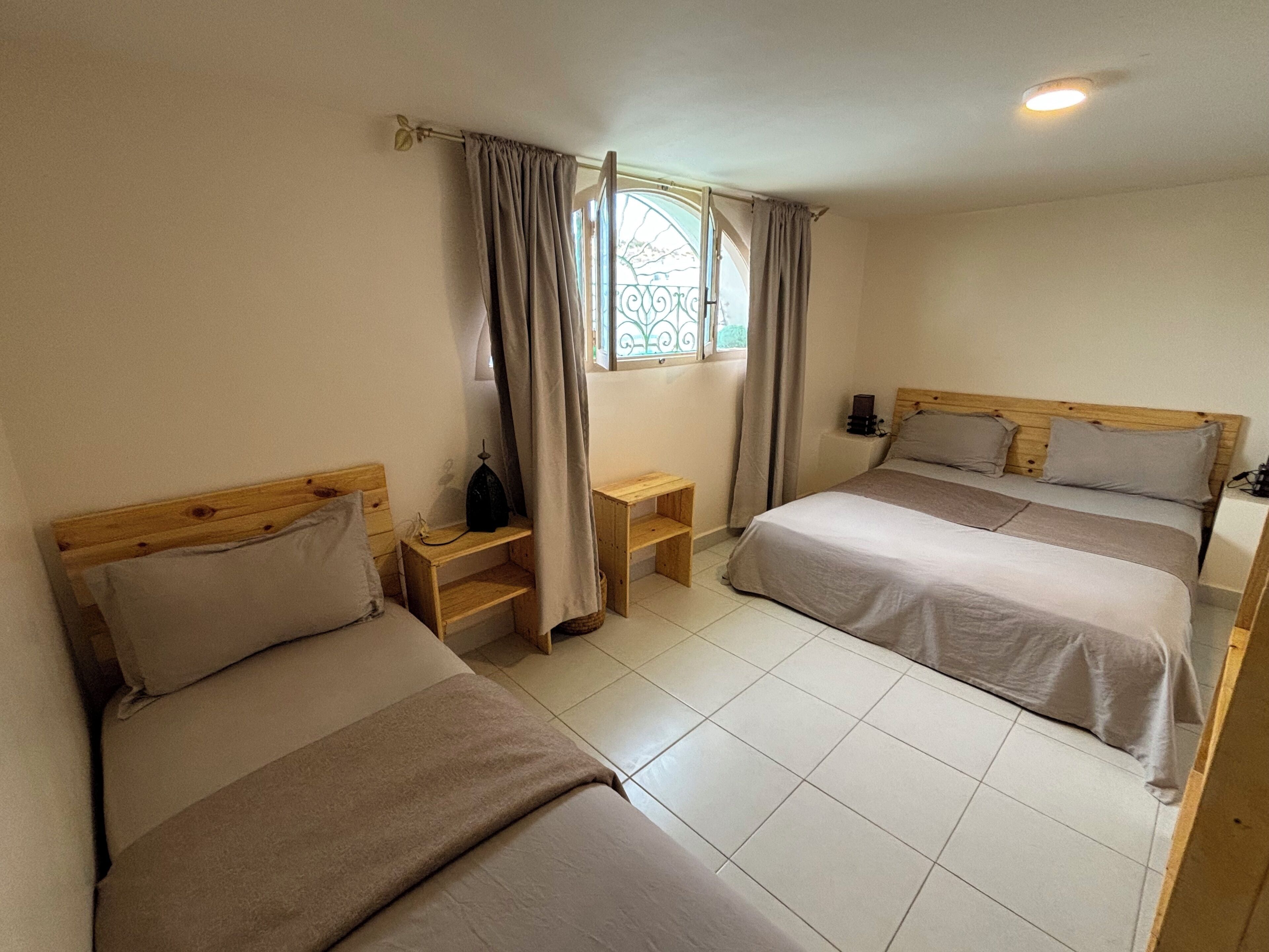 ห้องคลาสสิก (Chambre Triple) | ห้องพักตกแต่งอย่างมีเอกลักษณ์, ตกแต่งพิเศษโดยเฉพาะ, Wi-Fi ฟรี