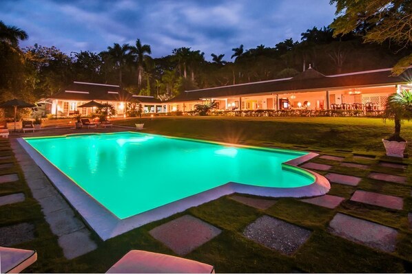 Room, 6 Bedrooms | Pool | Outdoor pool, pool umbrellas, sun loungers - Sea Island, 6BR by Jamaican Treasures (Montego Bay)
