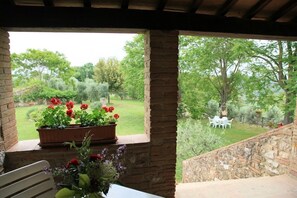 Appartement Deluxe, 2 chambres, salle de bains privée, côté jardin | Vue de la chambre