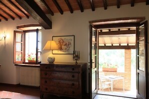 Leilighet – deluxe, 2 soverom, privat bad, hageområde | Terrasse/patio