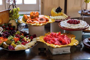 Free daily buffet breakfast - Hotel Municipal de Araraquara (Araraquara)
