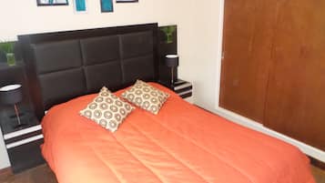 Apartemen, 1 kamar tidur | 1 kamar tidur, setrika/meja setrika, Wi-Fi gratis, dan seprai linen