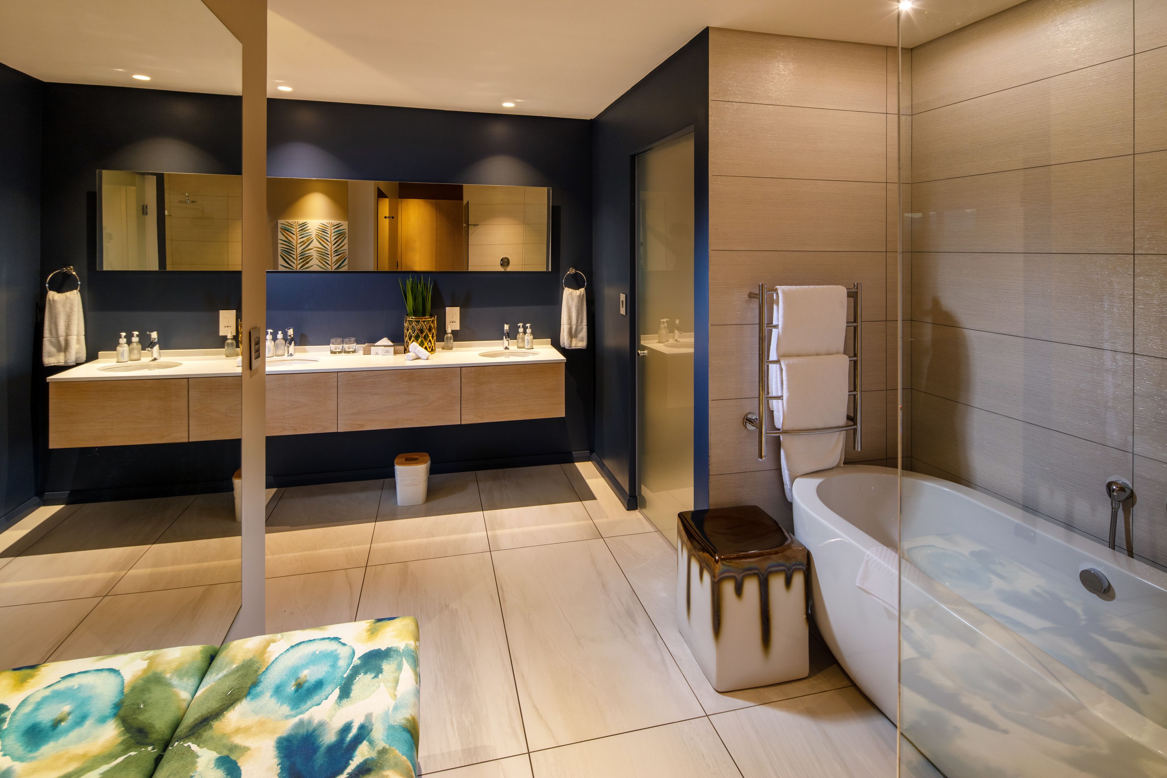 honeymoon suite | bathroom | shower, free toiletries, hair dryer, slippers