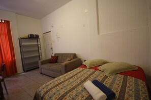 Standard Apartment, 1 Bedroom | Living room