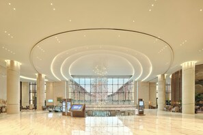 Lobby - Marriott Jeju Shinhwa World Hotels & Resorts (Seogwipo)