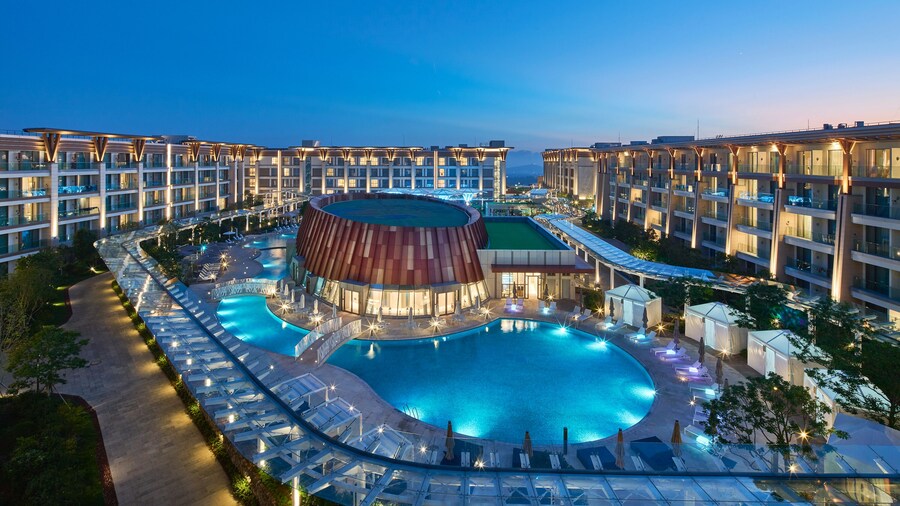 Marriott Jeju Shinhwa World Hotels & Resorts