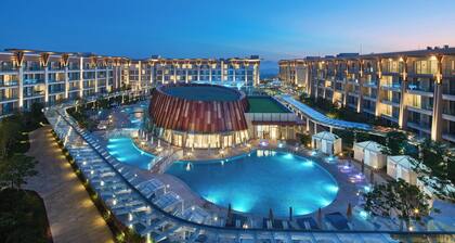 Marriott Jeju Shinhwa World Hotels & Resorts