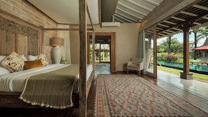Family Villa | 8 bedrooms, in-room safe, laptop workspace, iron/ironing board