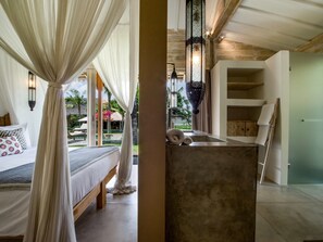 Familienvilla | 8 Schlafzimmer, Zimmersafe, laptopgeeigneter Arbeitsplatz