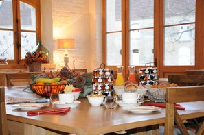 Gratis kontinental frukost varje dag 
