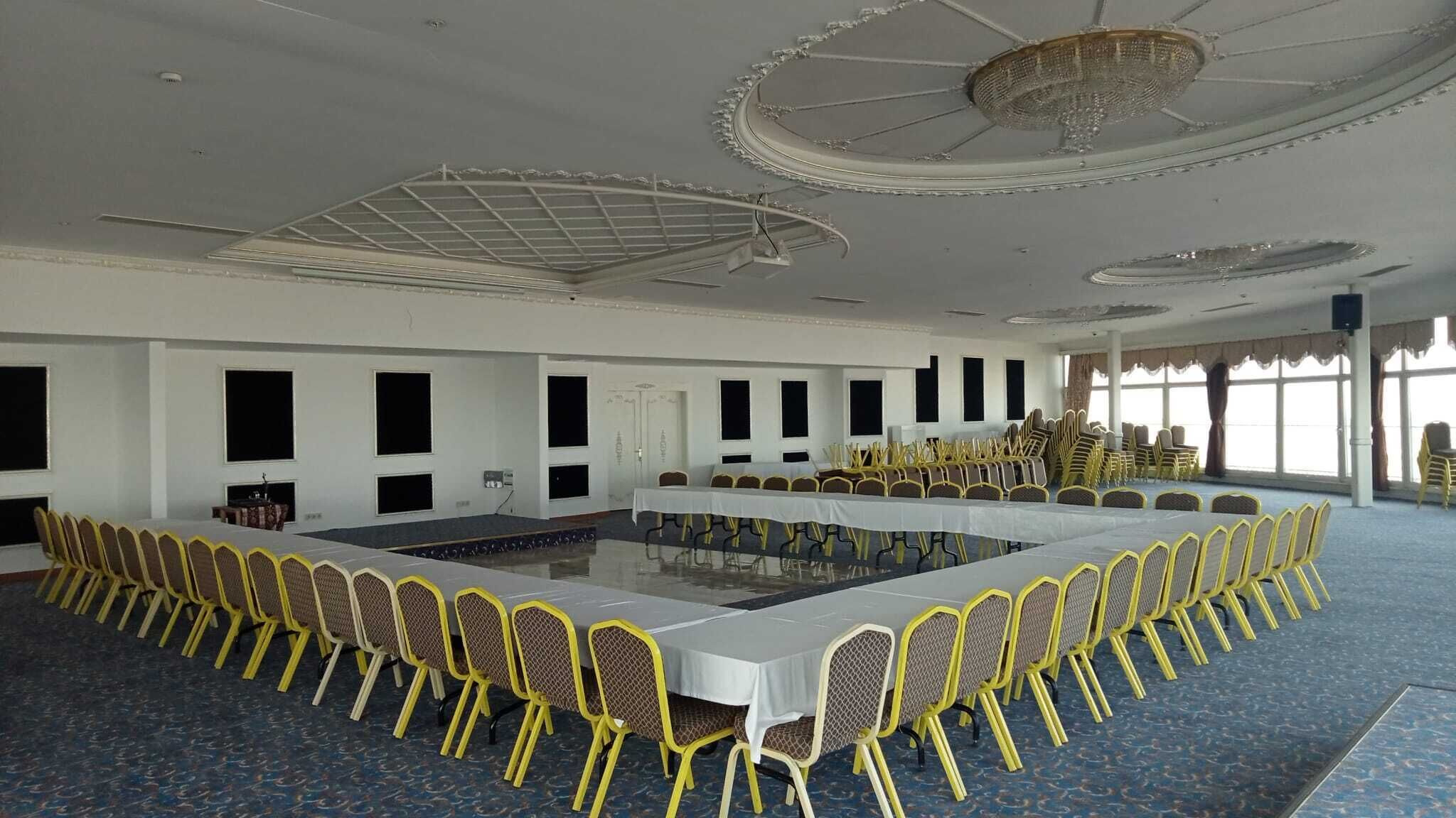 ballroom