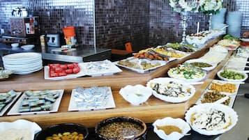 Petit déjeuner buffet compris tous les jours