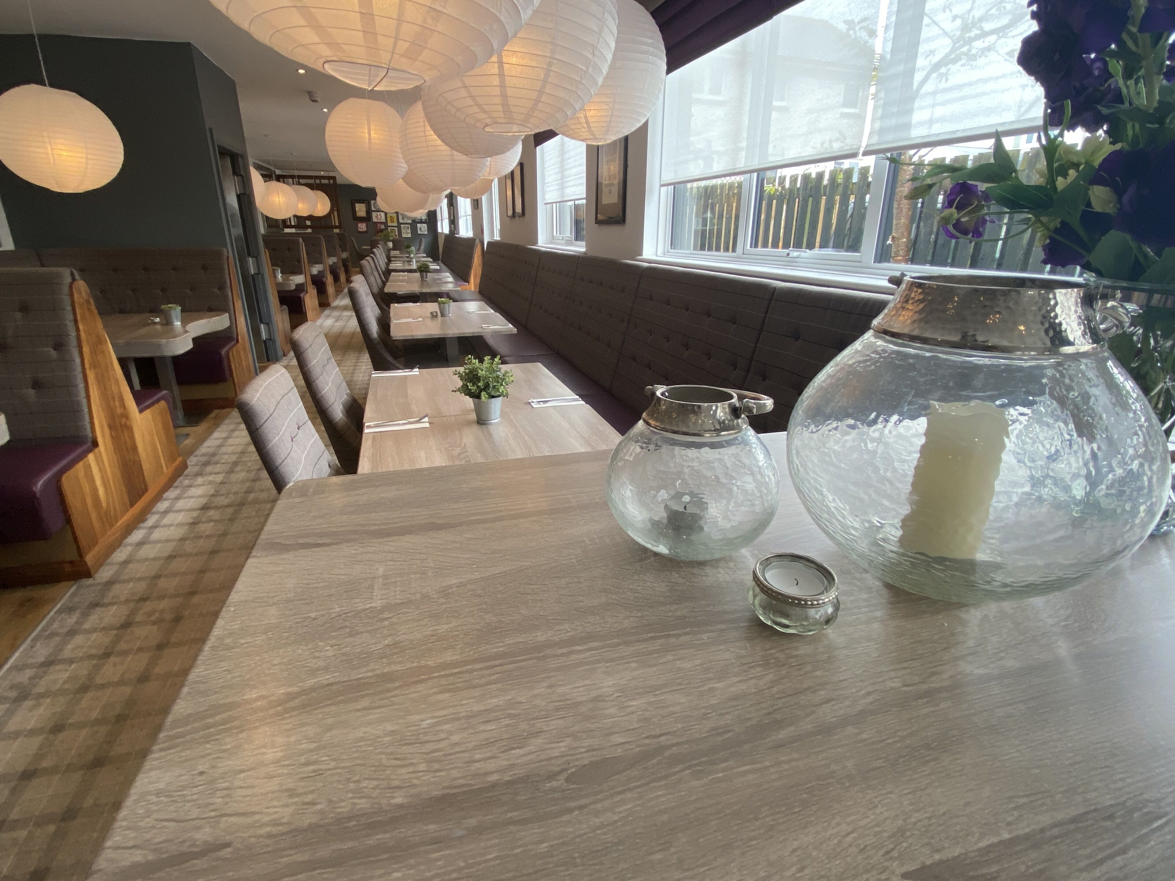 lunch and dinner served