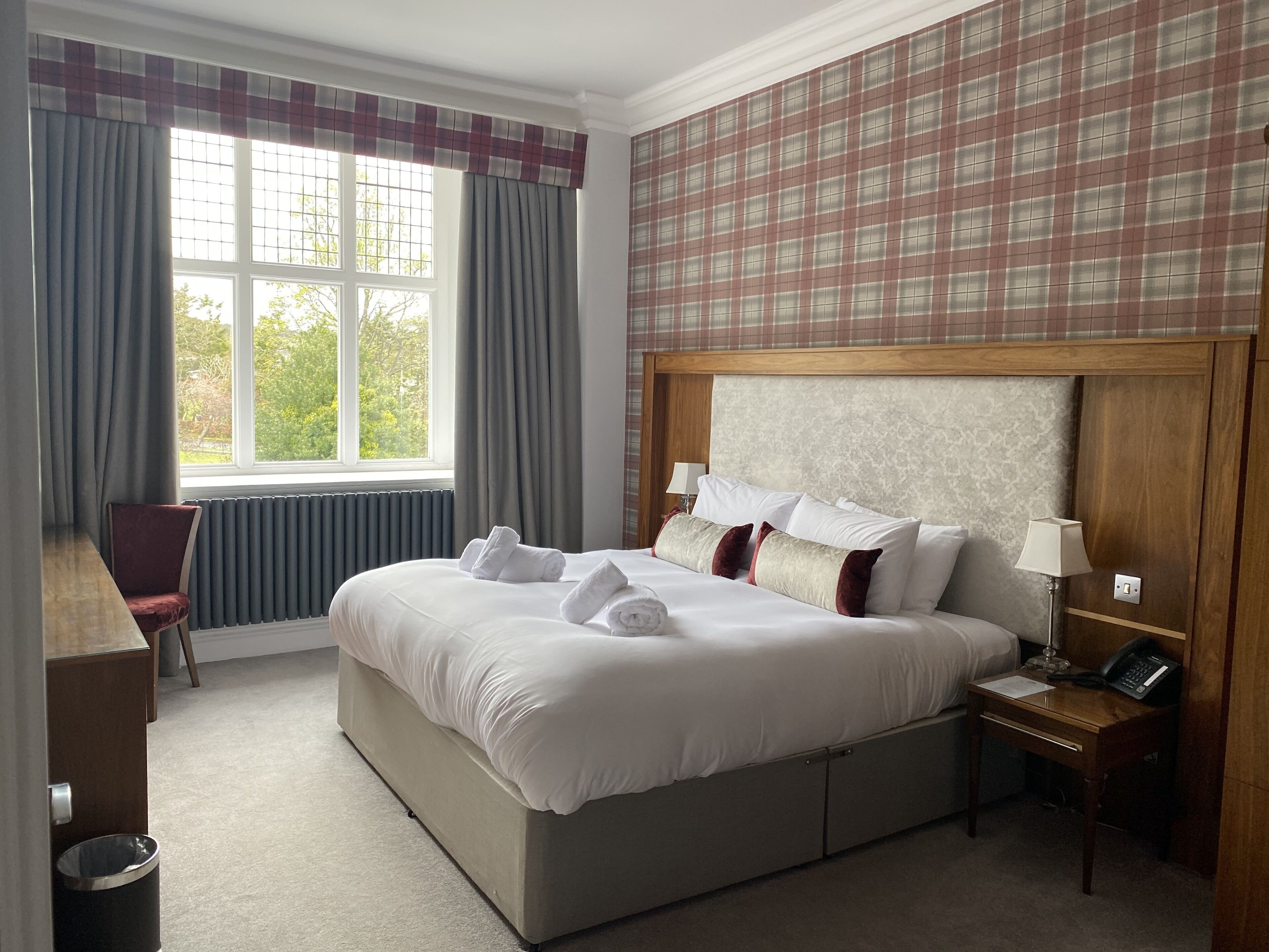 Quarto família | Banheiro | Produtos de toalete grátis, secador de cabelo, toalhas de banho 