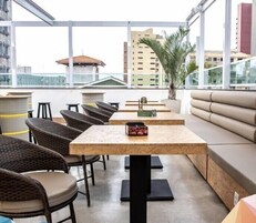 Desayuno buffet incluido todos los días 