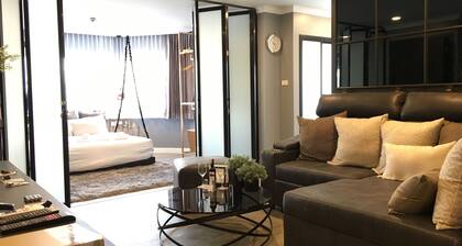 Stay in Style The Heart of Nimman R306A