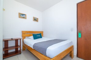 Iron/ironing board, free WiFi, bed sheets - Ayenda 1422 Caney (Cali)