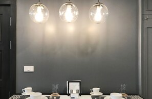 3-Bedroom Condo | In-room dining