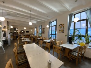 Daily buffet breakfast (EUR 16 per person) - Opera Hotel Köln (Cologne)