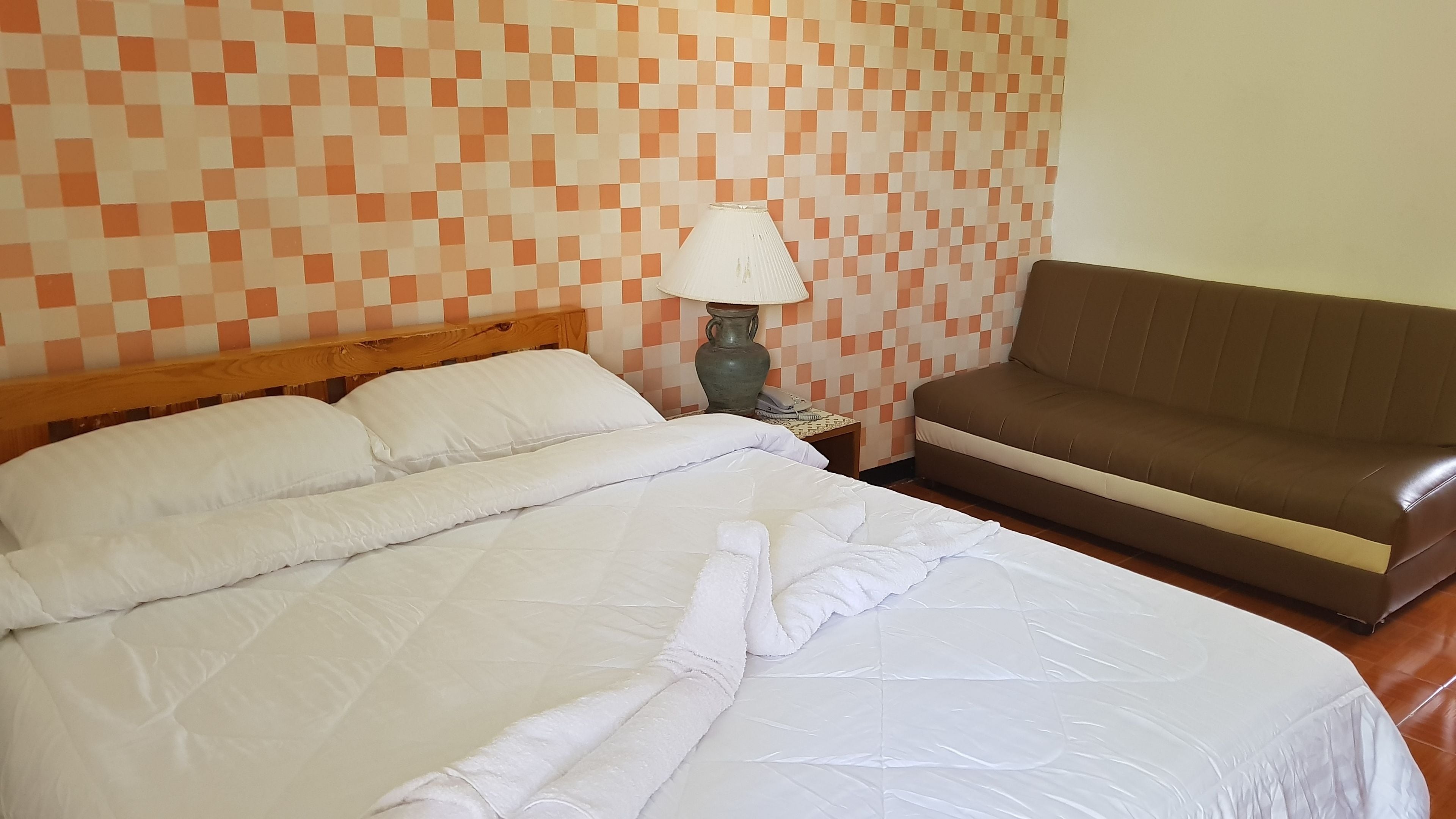standard double room | minibar, desk, free wifi