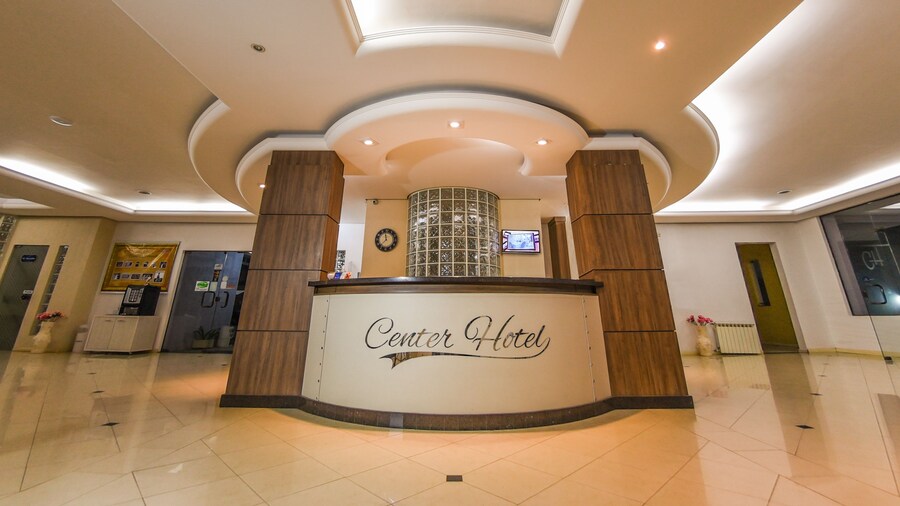 Center Hotel