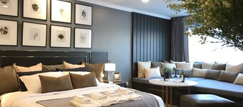 Stay in Style The Heart of Nimman R306B