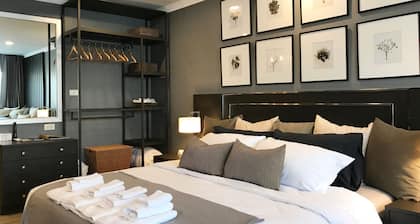 Stay in Style The Heart of Nimman R306B