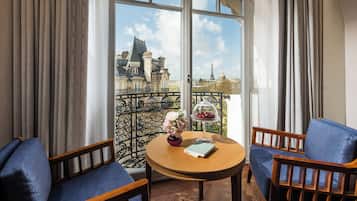 Kamar Deluks, balkon (Eiffel View) | Pemandangan balkon