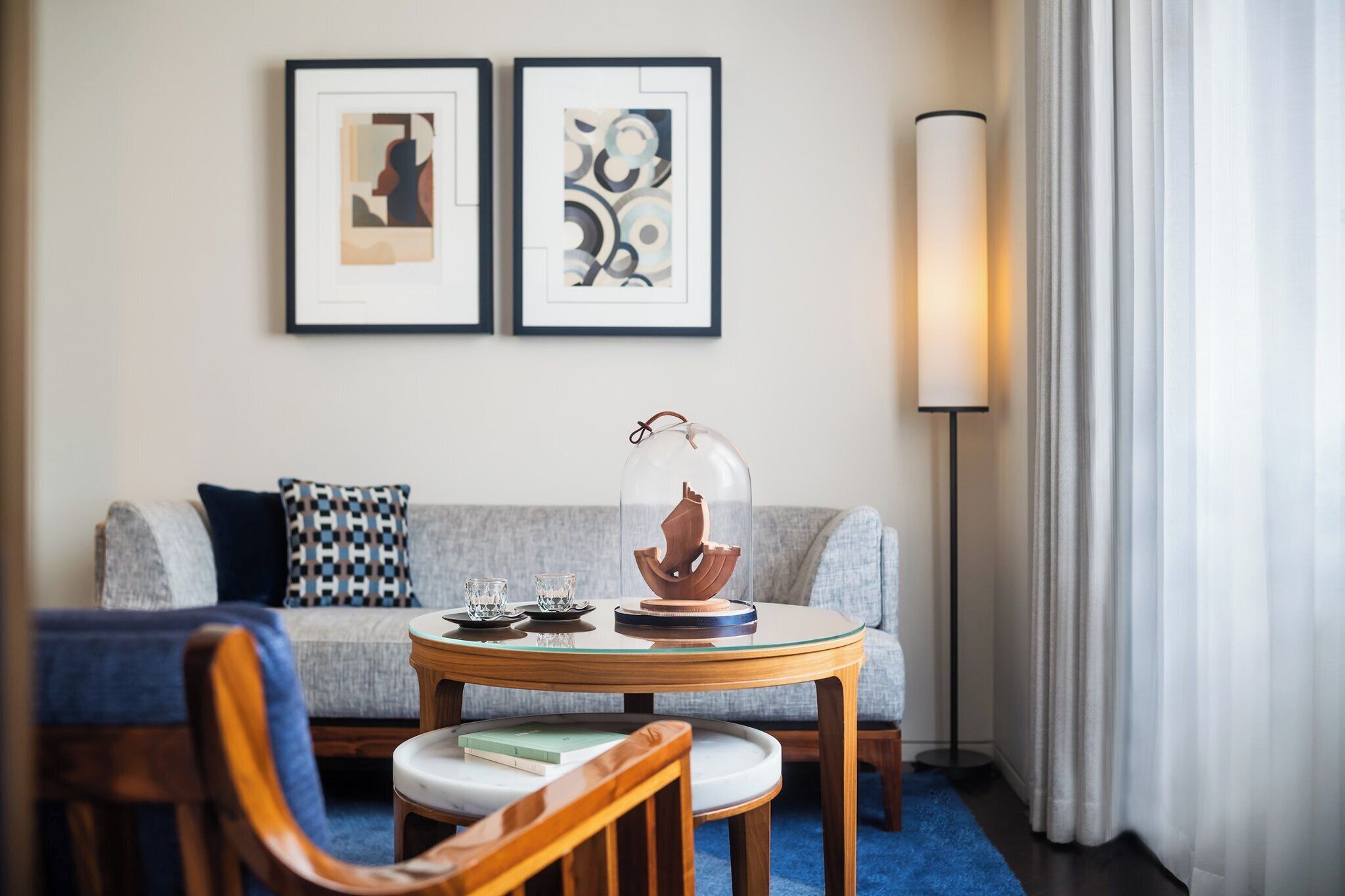 デラックス スイート | 高級寝具、低反発ベッド、ミニバー、セーフティボックス (室内)