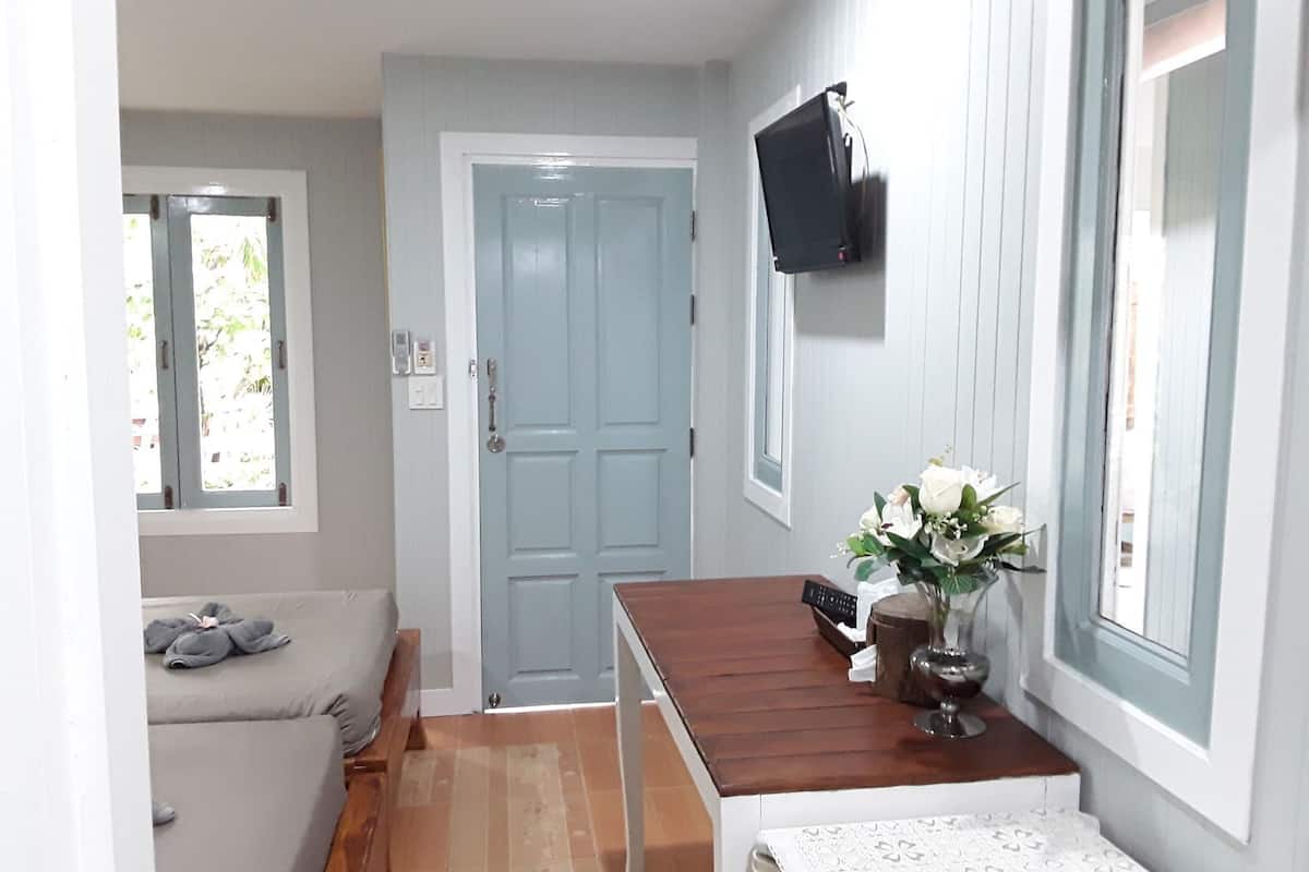 In-room safe, soundproofing, rollaway beds, free WiFi