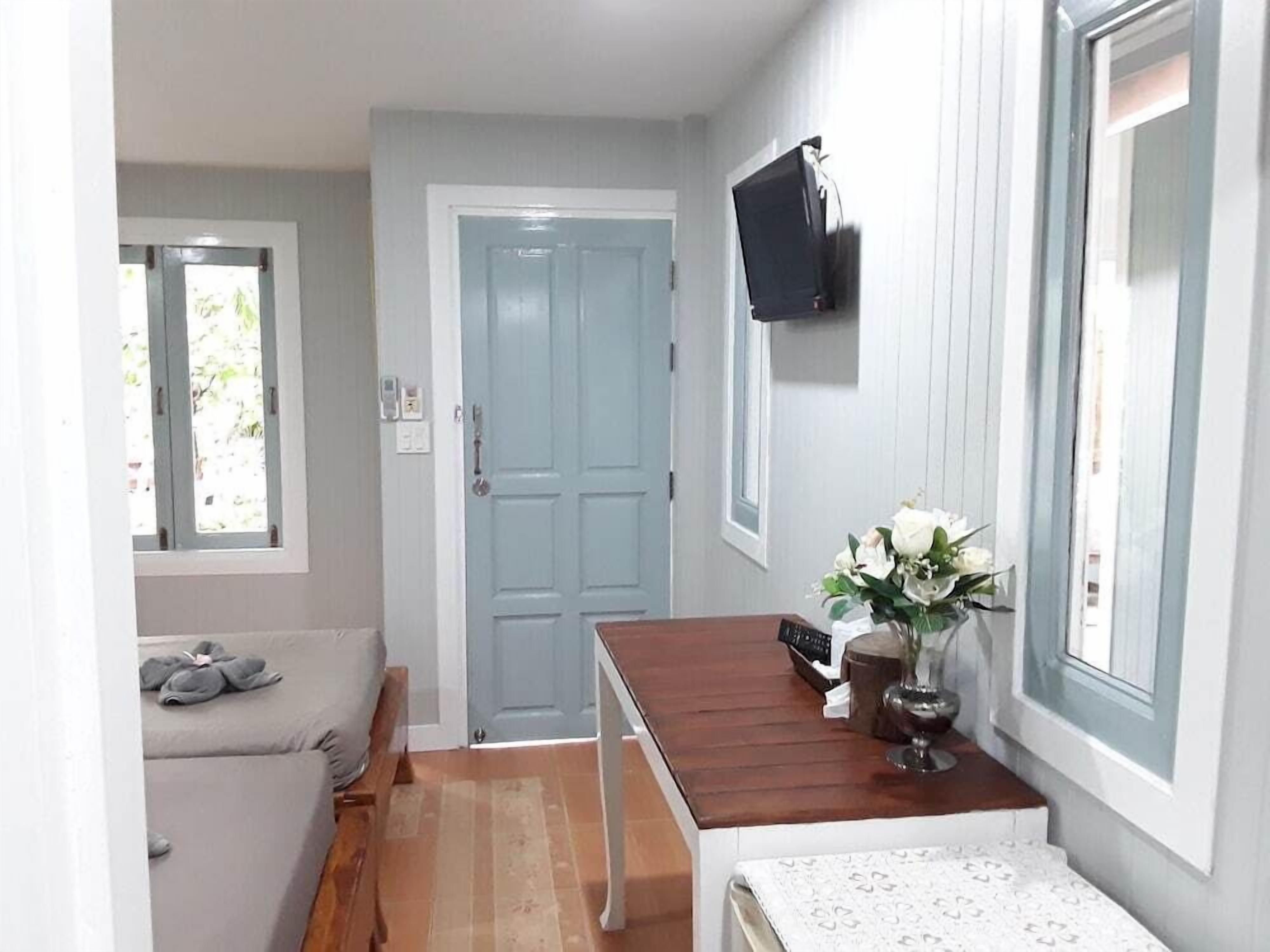 In-room safe, soundproofing, rollaway beds, free WiFi