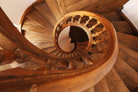Escalier. Villa Thérèsa B&B