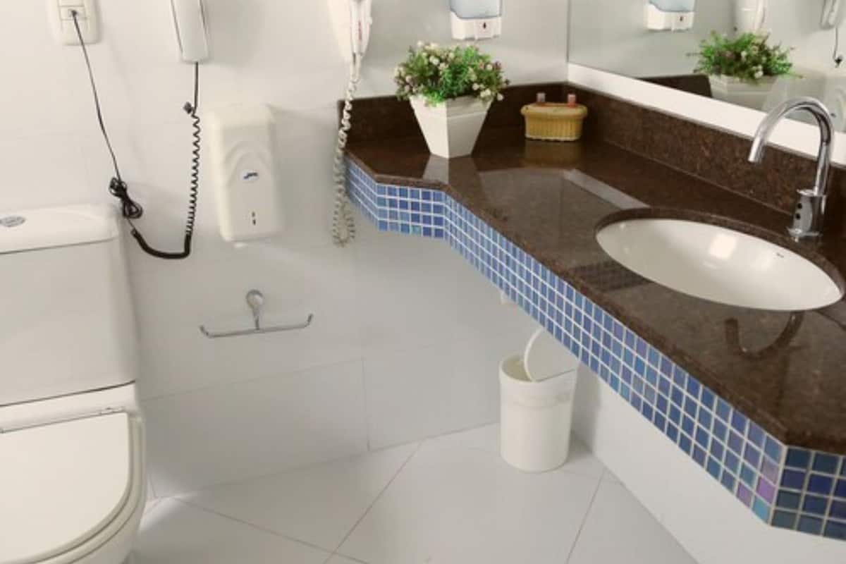 1 bedroom, premium bedding, minibar, desk