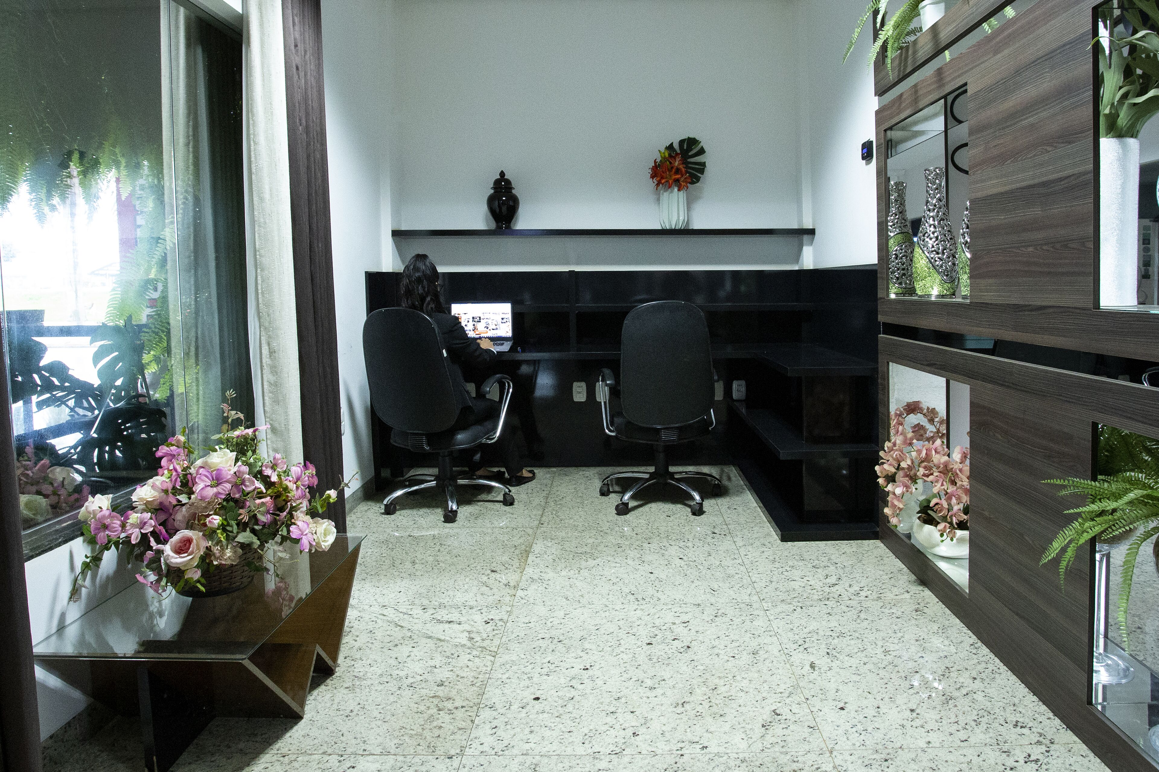 32-inch led tv with cable channels, tv