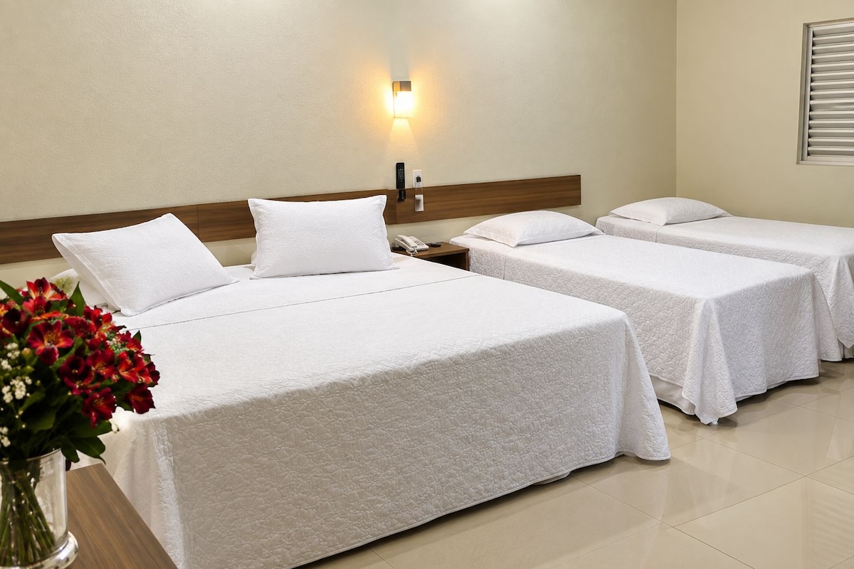 Deluxe Triple Room | 1 bedroom, premium bedding, minibar, desk