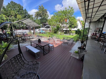Sherloft Home & Hostel