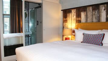 1 chambre, bureau, fer et planche à repasser, Wi-Fi gratuit