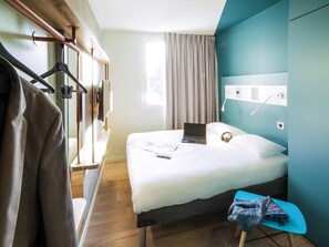 Double Room, 1 Double Bed | Desk, soundproofing, free cribs/infant beds, free WiFi - ibis budget Bordeaux Lormont (Lormont)