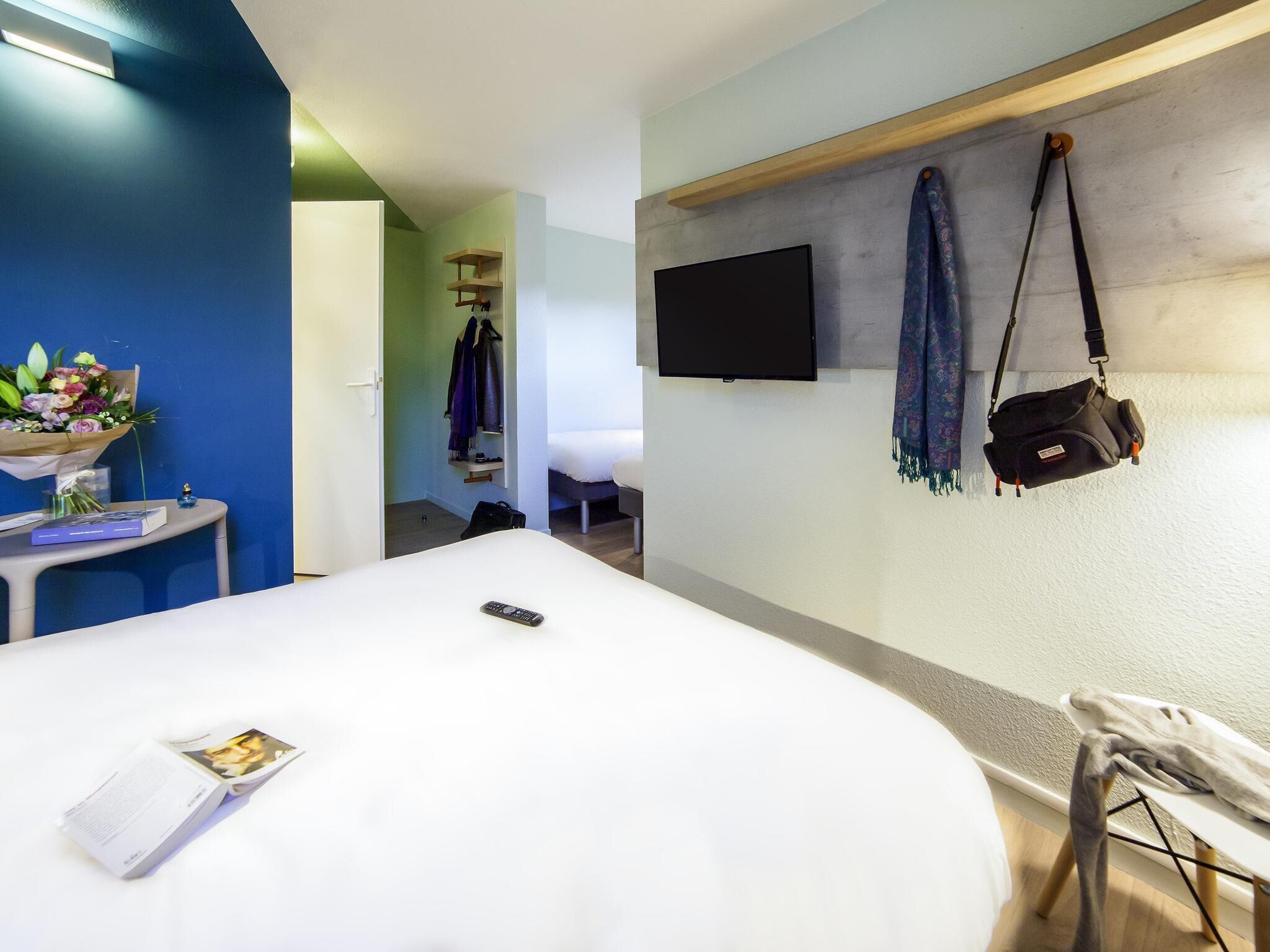 Familiekamer, Meerdere bedden | Een bureau, geluiddichte muren, gratis babybedden, gratis wifi