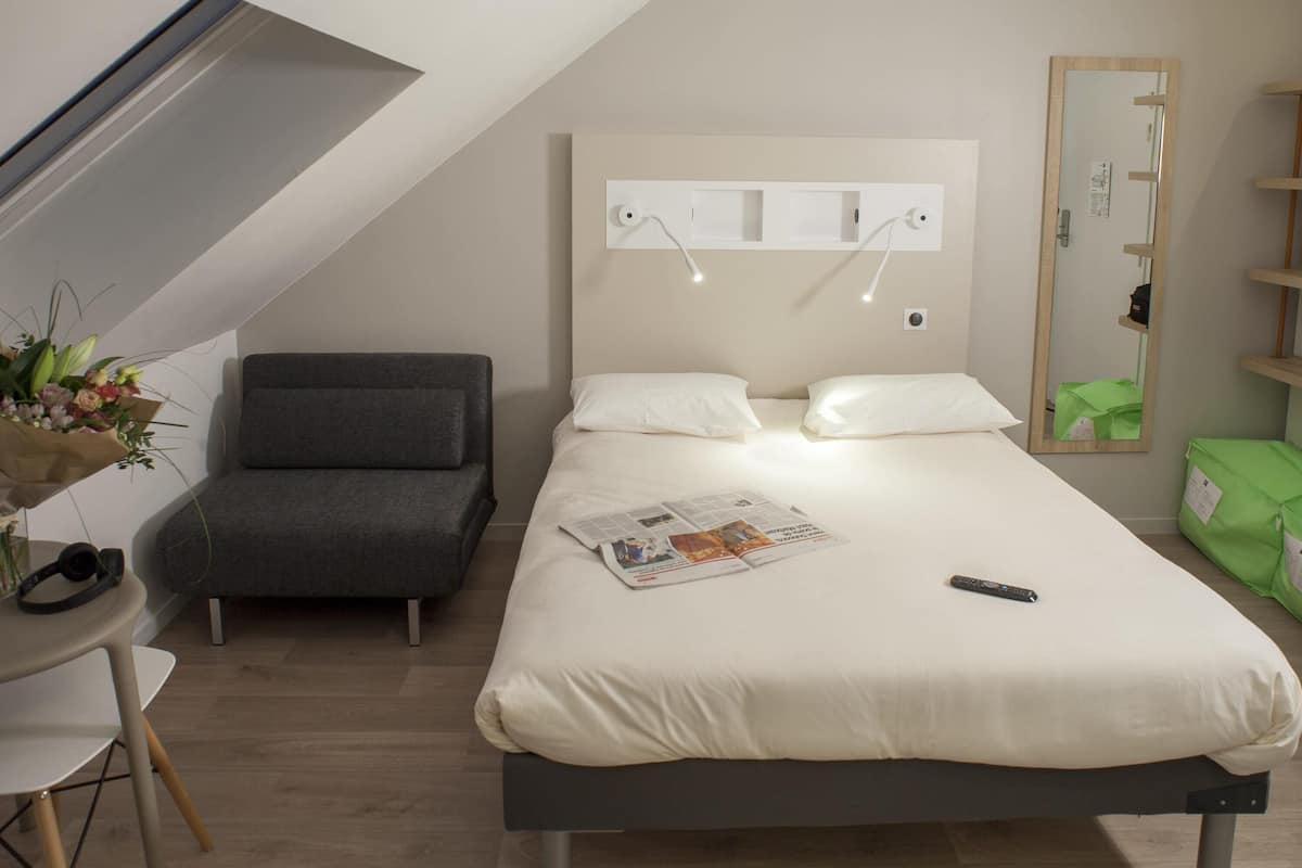 Familjerum - flera sängar | Skrivbord, ljudisolering, gratis barnsängar och gratis wi-fi