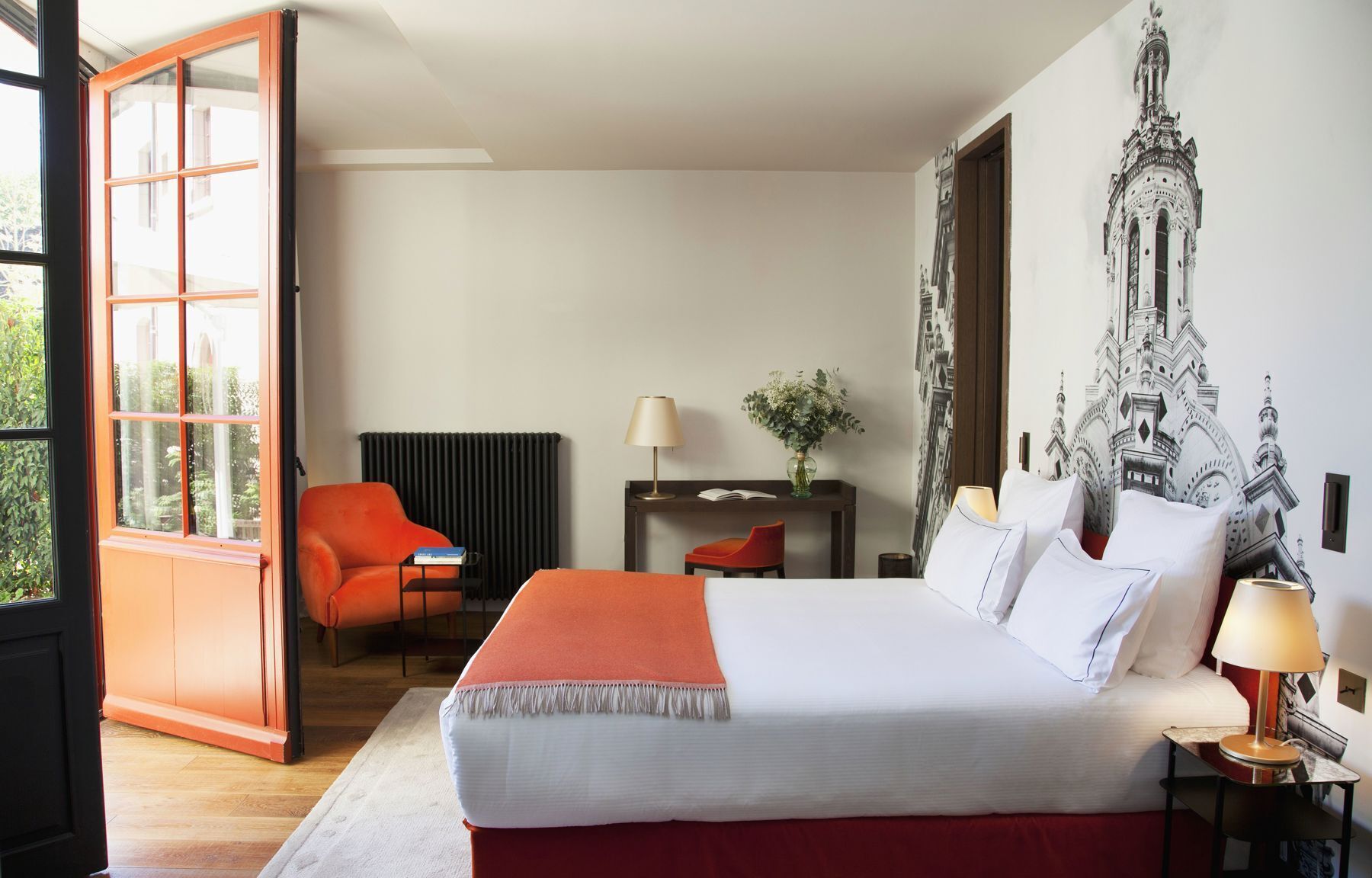 Hochwertige Bettwaren, Minibar, Zimmersafe, Schreibtisch