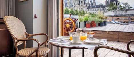 Panoramic-Suite | Hochwertige Bettwaren, Minibar, Zimmersafe, Schreibtisch