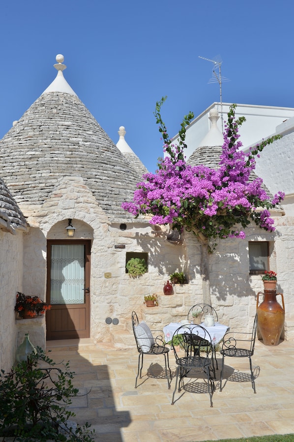 Trullo (4 pax) | Garden view