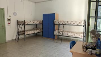 Desk, free WiFi, wheelchair access