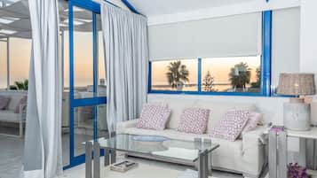 Exclusive Penthouse, 1 Bedroom, Non Smoking, Terrace | 1 bedroom, premium bedding, individually decorated
