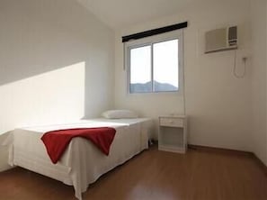 3 quartos, ferros/tábuas de passar roupa, Wi-Fi de cortesia