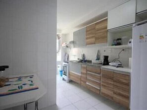 Fridge, coffee/tea maker - Gohouse - Henfil 1808 (Rio de Janeiro)