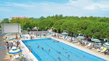 Udendørs pool