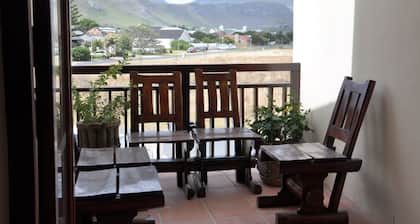 Hermanus AT HOME
