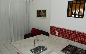 公寓 | 私人厨房 | 冰箱、微波炉、烤箱、炉灶